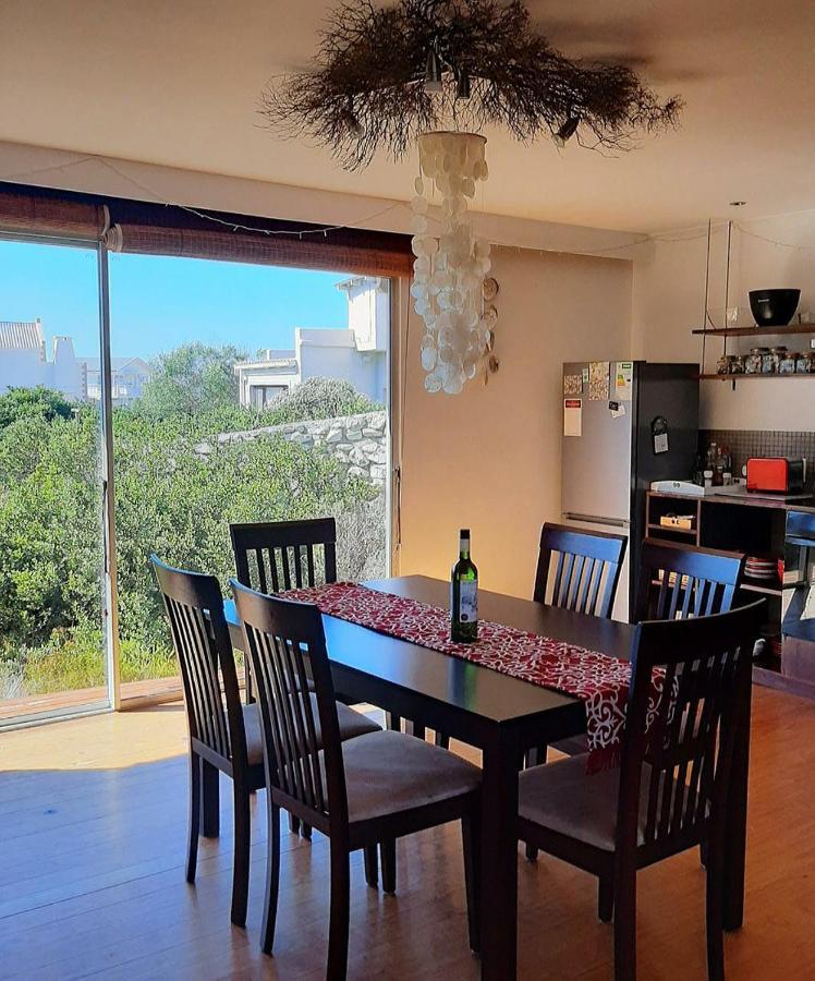 Brandys Beach House Betty's Bay Eksteriør billede