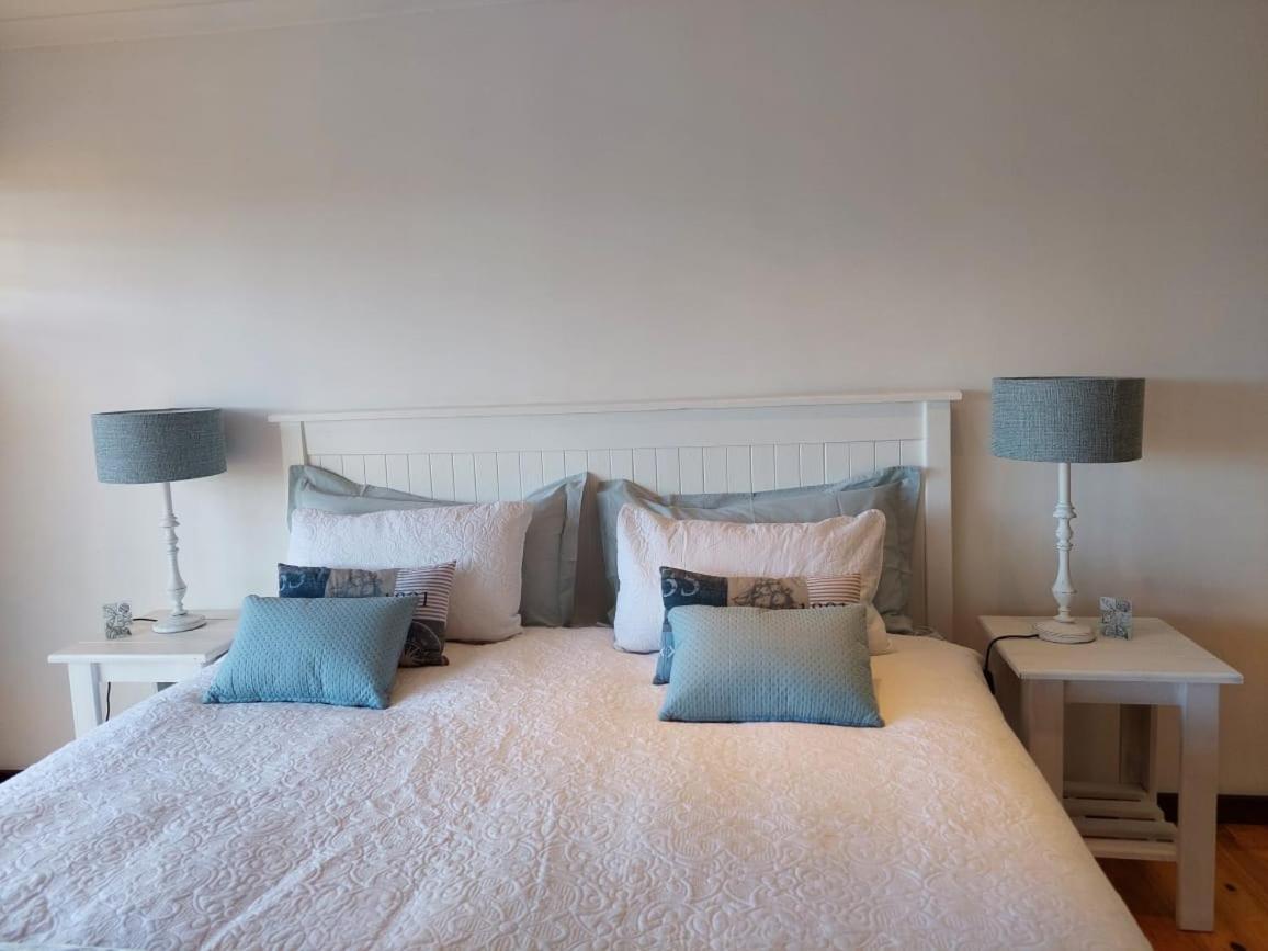 Brandys Beach House Betty's Bay Eksteriør billede